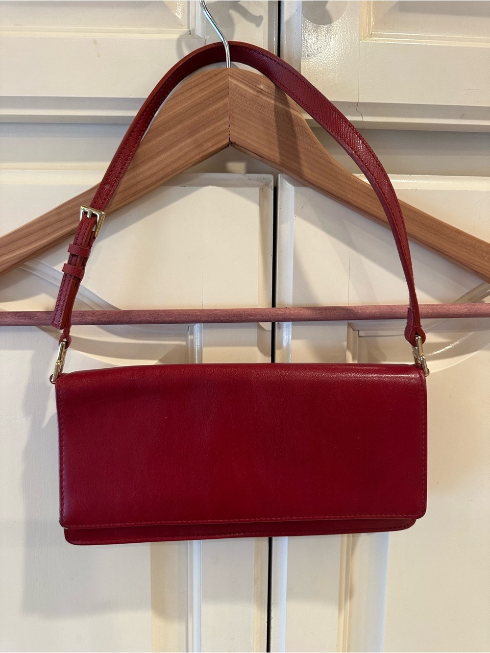 Liz Claiborne Red Leather Wristlet Clutch